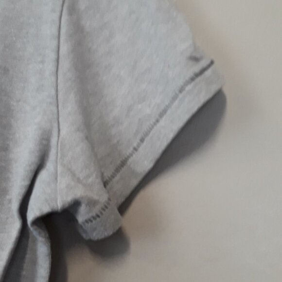 Kip Gray Graphic short Sleeve T-shirt - Picture 9 of 9